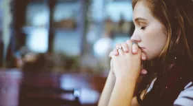 woman waiting for car accident lawsuit in NY