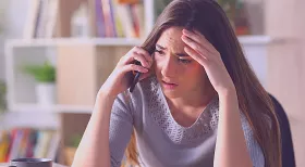 Woman worried about accident that caused injury, should she get a personal injury lawyer