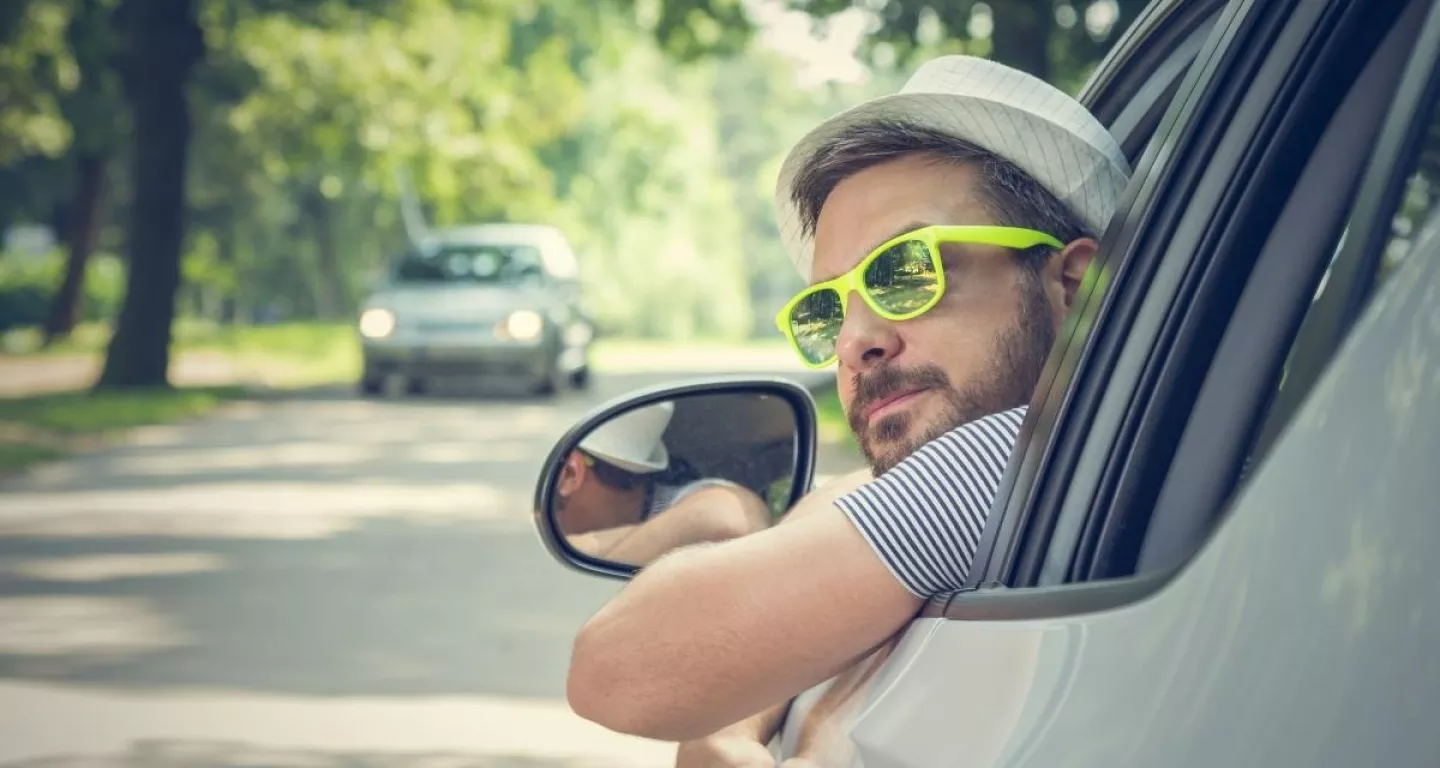 New Jersey driver contemplates his PIP auto insurance options